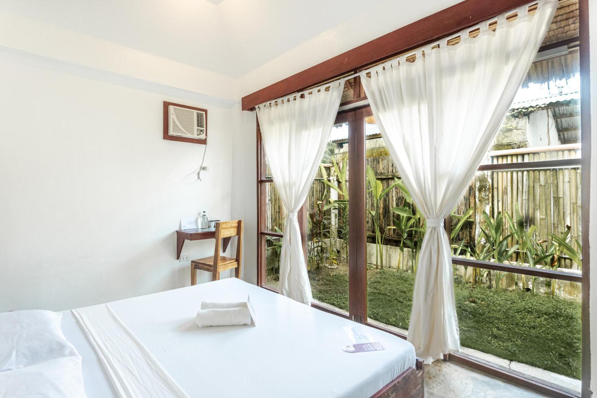 Blauset Two Hotel Хенерал Луна Екстериор снимка